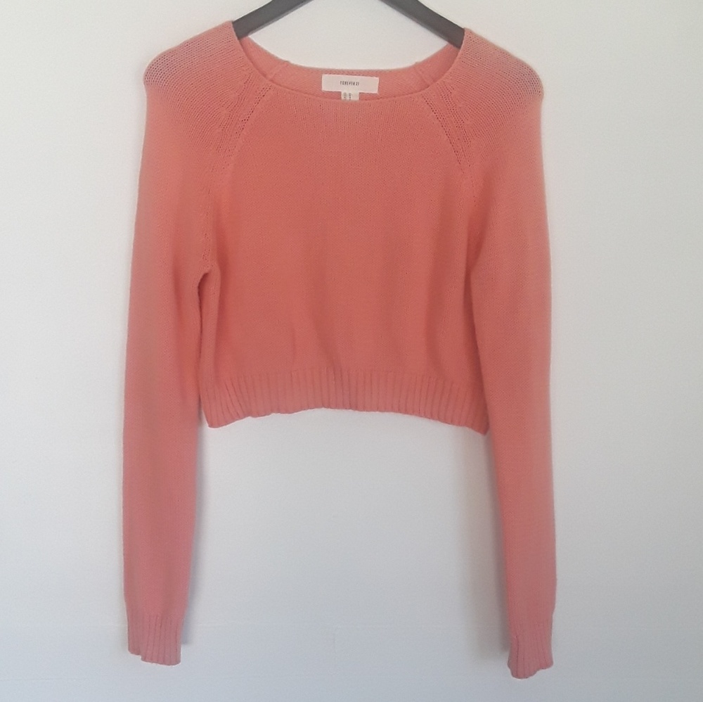 Sweater crop top